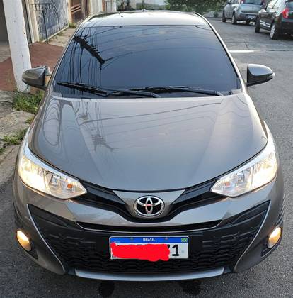 TOYOTA YARIS 1.3 16V FLEX XL MULTIDRIVE TOYOTA YARIS 1.3 16V FLEX XL MULTIDRIVE